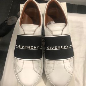 Givenchy URBAN  street logo sneakers for men size 42 (9) US